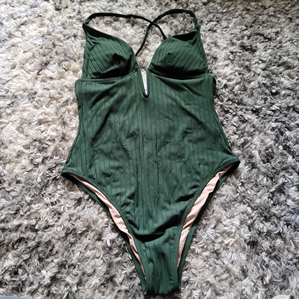 Women's Ribbed Plunge Front V-Wire One-Piece Swimsuit